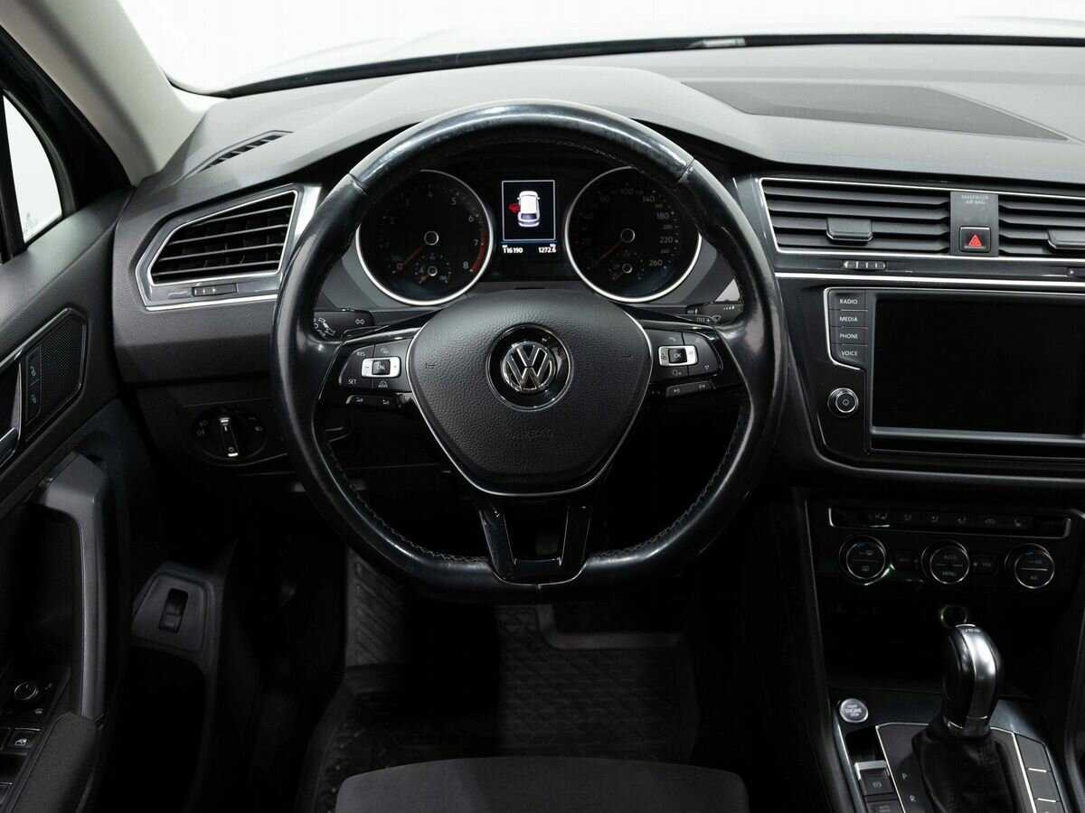 Volkswagen Tiguan, 2017 Фото №16