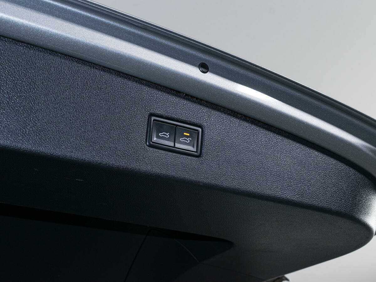 Volkswagen Tiguan, 2018 Фото №7