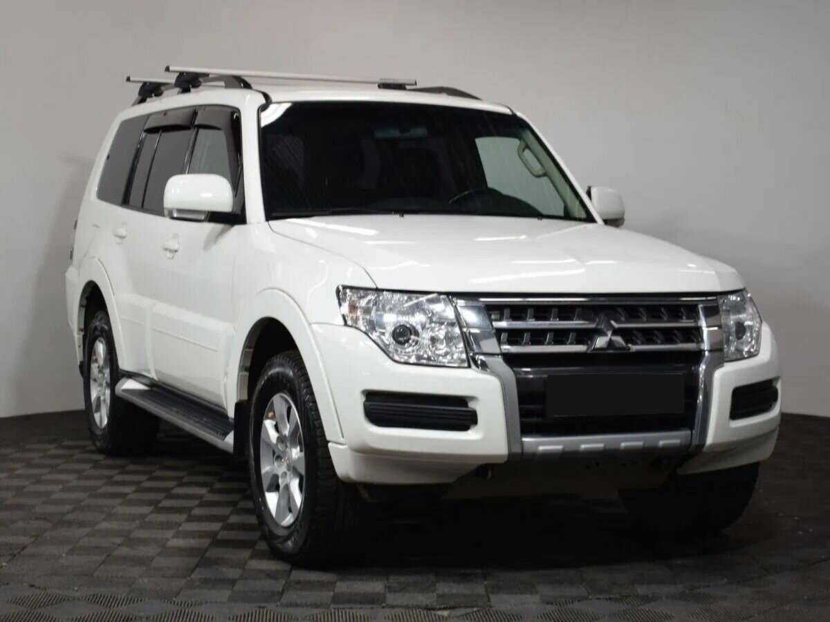 Mitsubishi Pajero, 2015 Фото №3