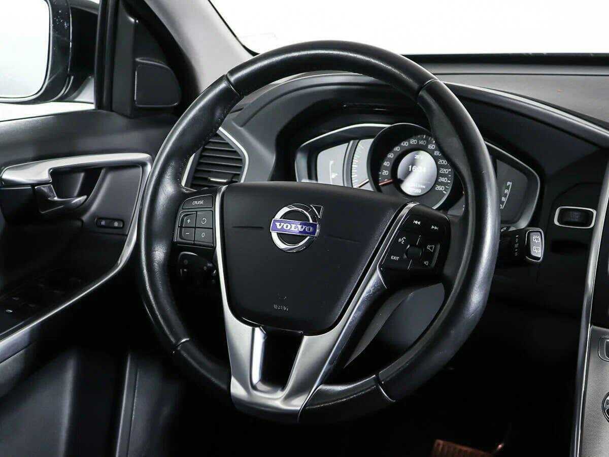 Volvo XC60, 2017 Фото №10