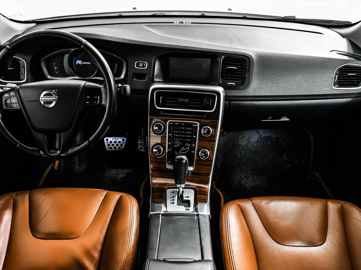 Volvo S60, 2012 Фото №11