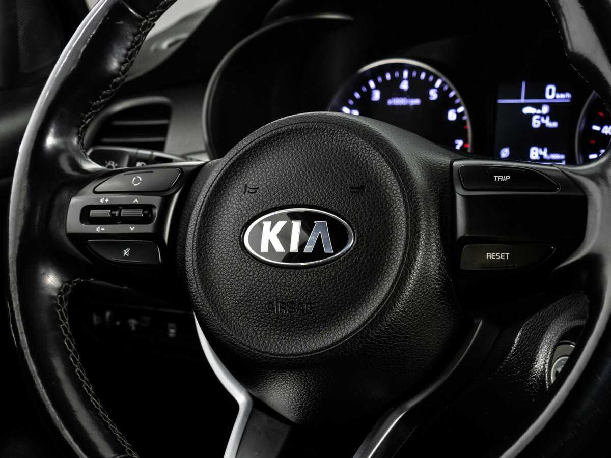 Kia Rio, 2018 Фото №12