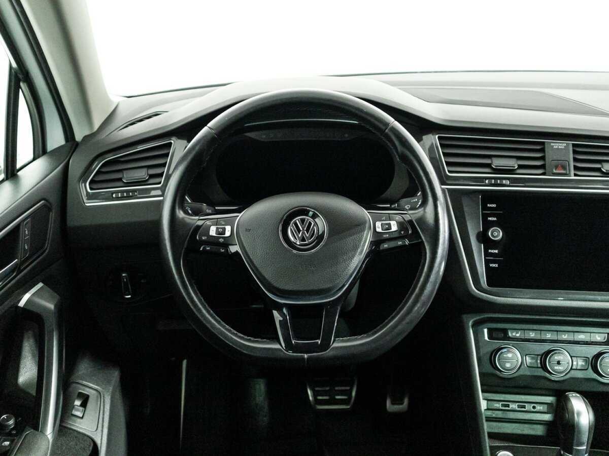Volkswagen Tiguan, 2018 Фото №20