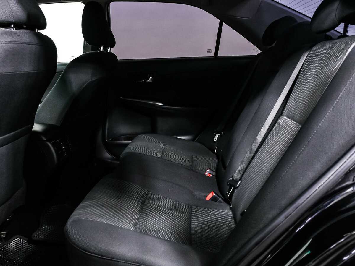 Toyota Camry, 2018 Фото №13