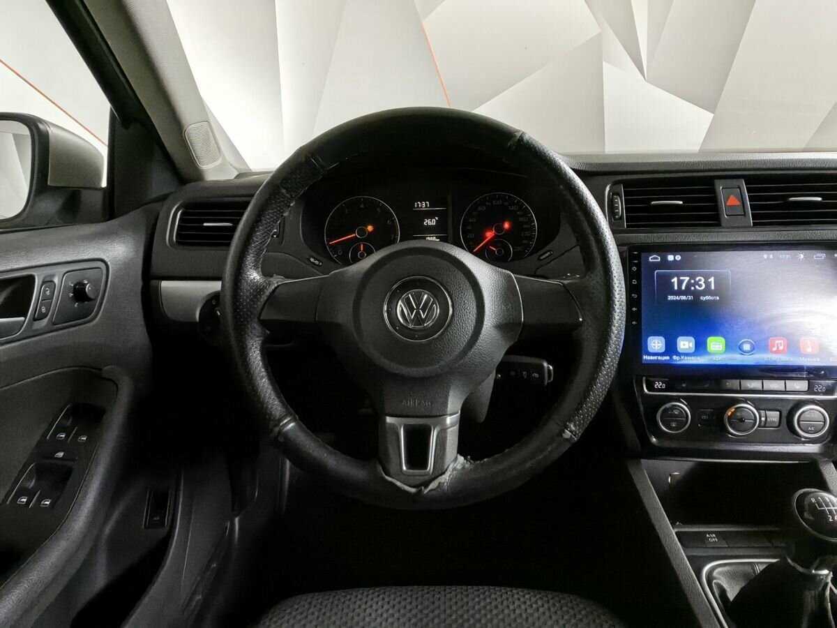 Volkswagen Jetta, 2012 Фото №15