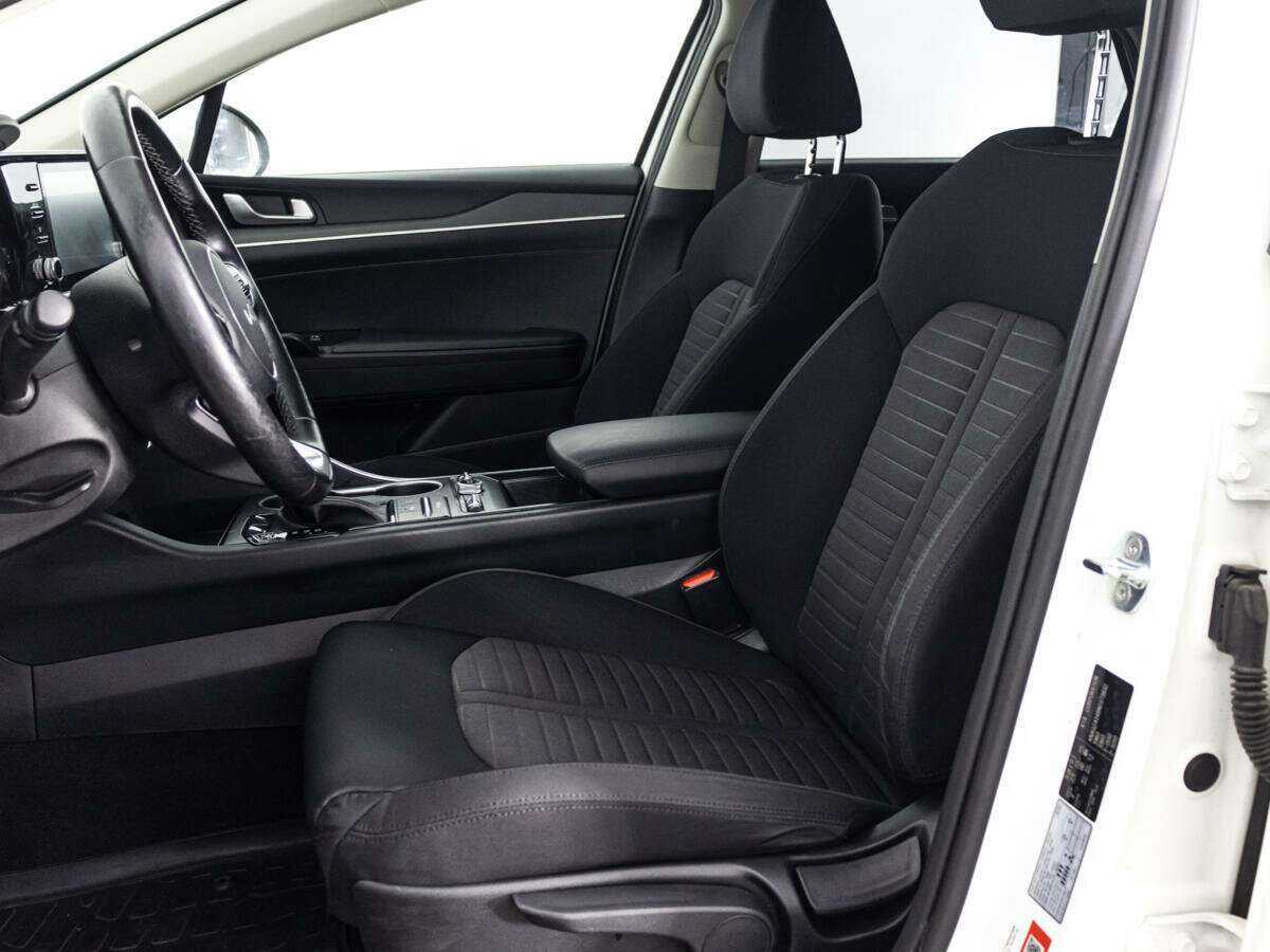 Kia K5, 2022 Фото №15
