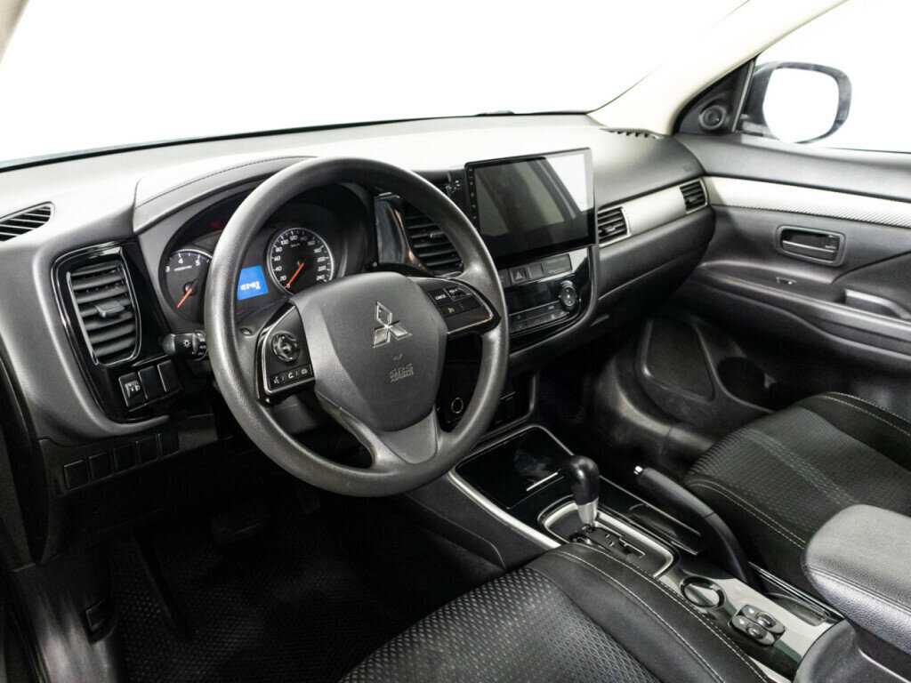 Mitsubishi Outlander, 2018 Фото №11