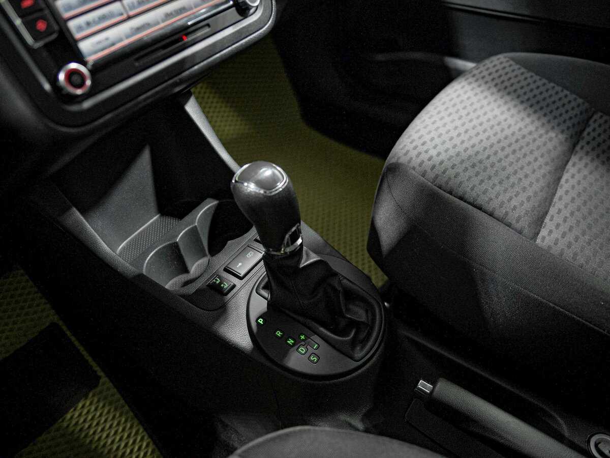 Skoda Fabia, 2013 Фото №10