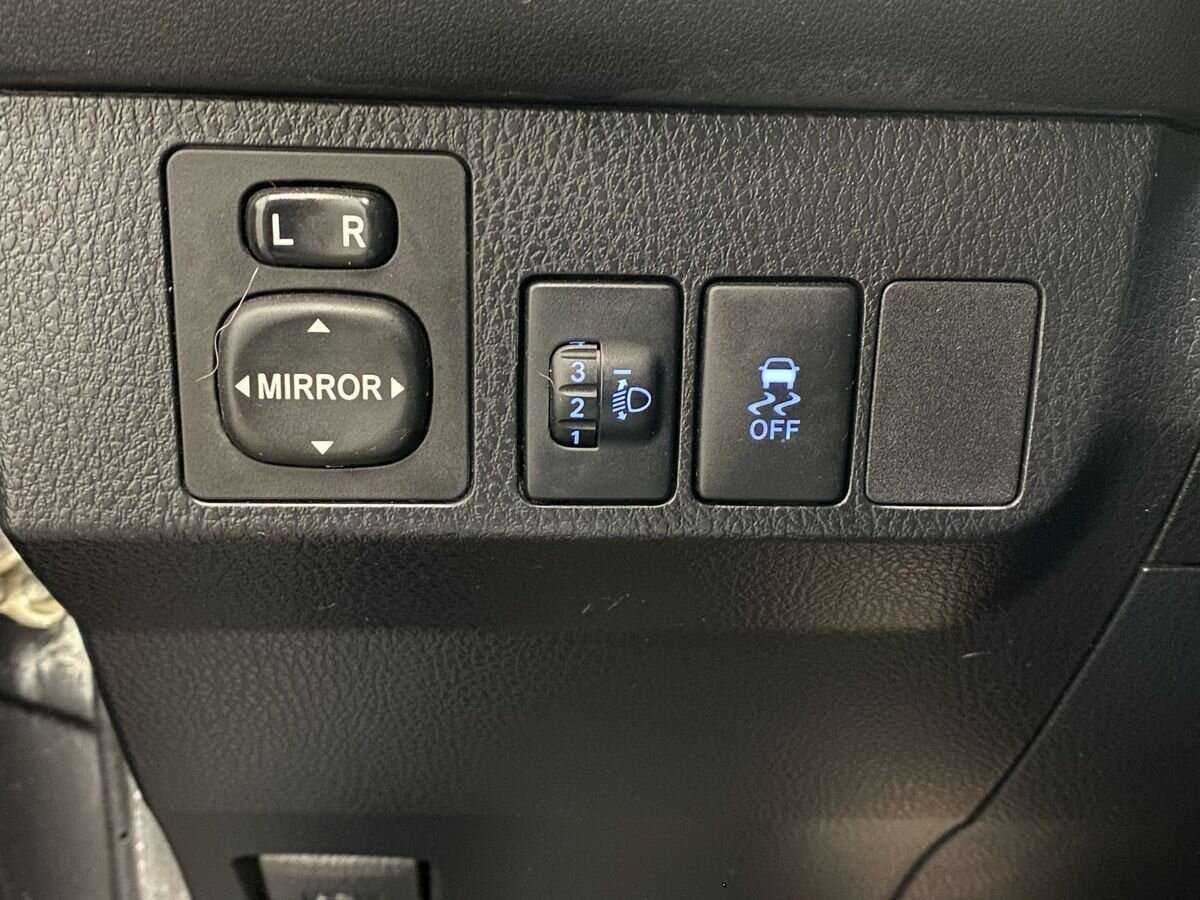 Toyota RAV4, 2014 Фото №14