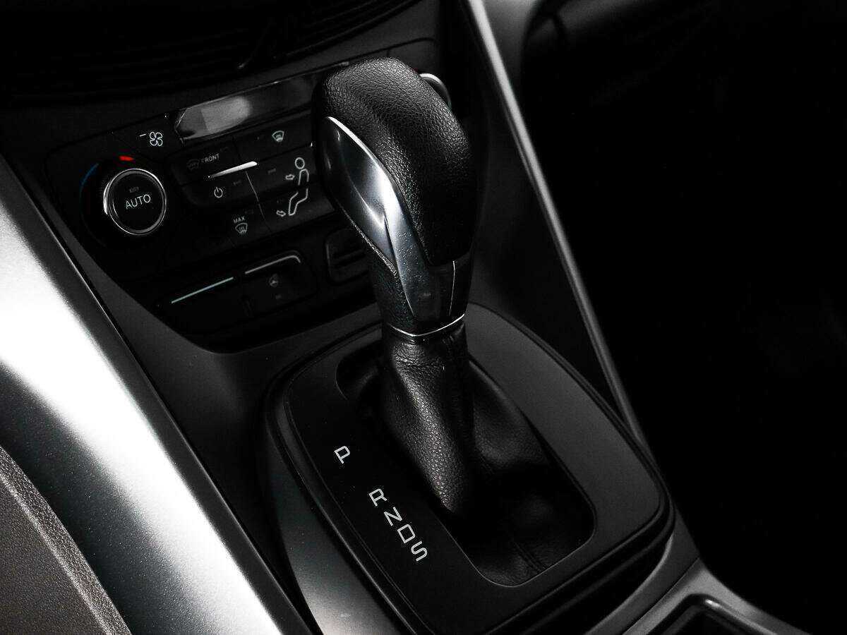 Ford Kuga, 2017 Фото №10