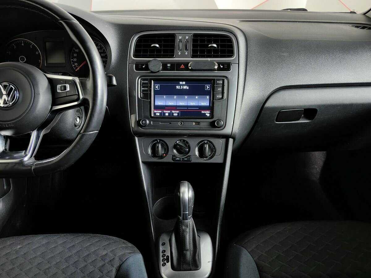 Volkswagen Polo, 2019 Фото №11