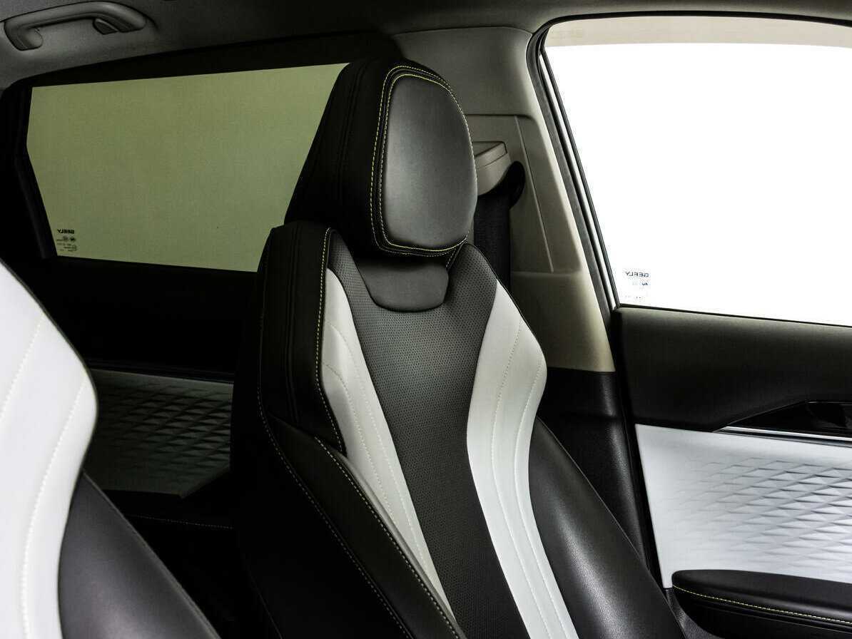 Geely Coolray (Binyue Cool), 2023 Фото №15