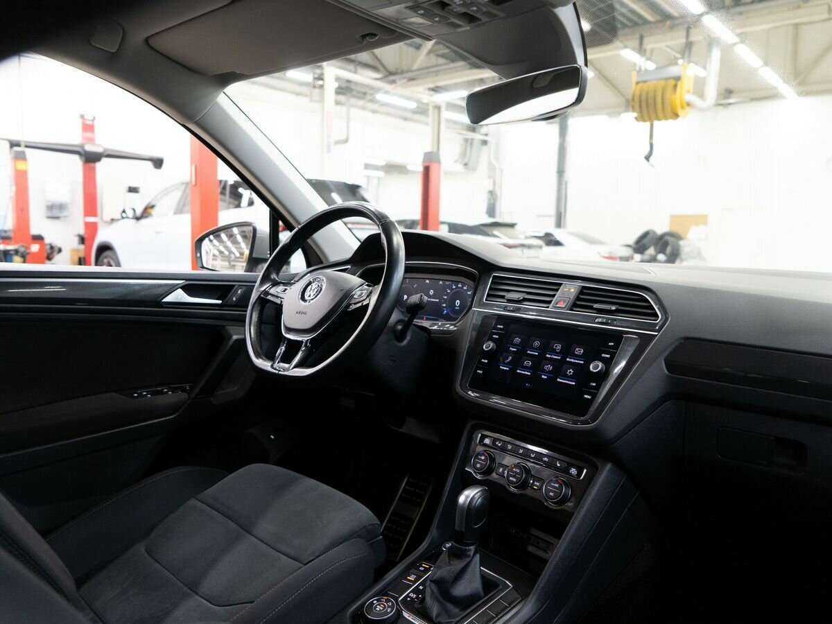 Volkswagen Tiguan, 2019 Фото №20