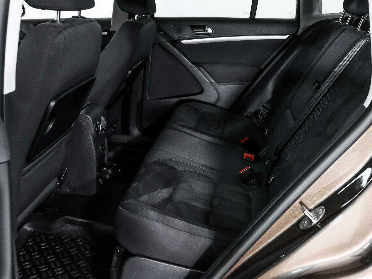 Volkswagen Tiguan, 2015 Фото №11