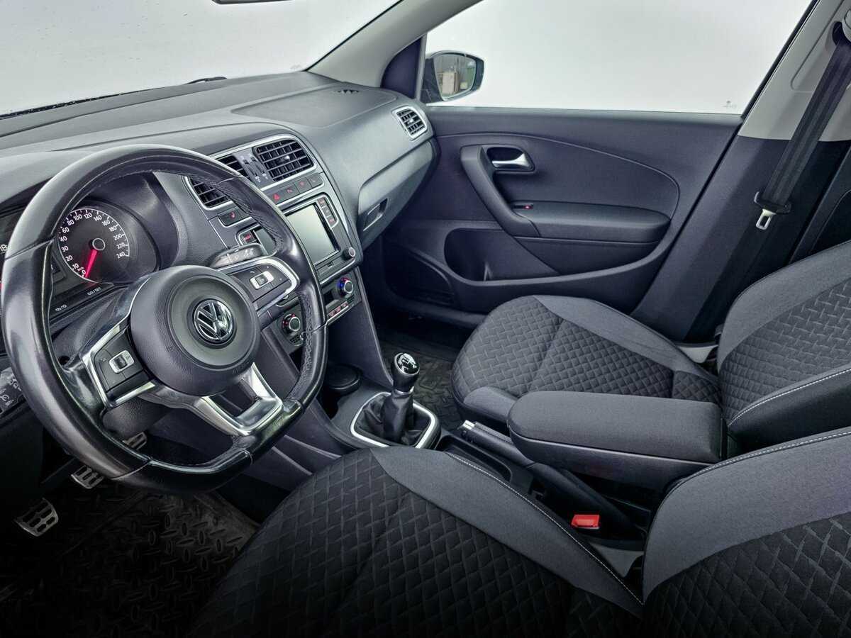 Volkswagen Polo, 2018 Фото №9