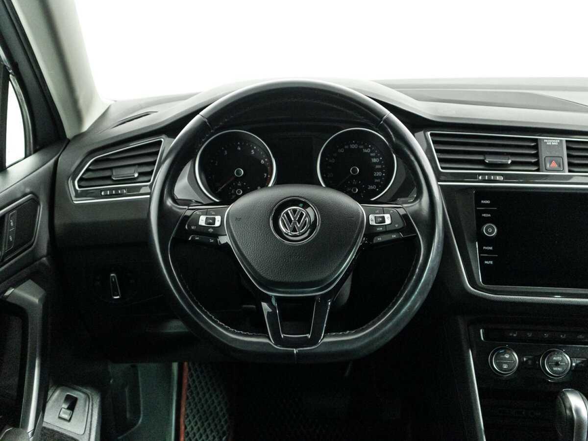 Volkswagen Tiguan, 2019 Фото №17