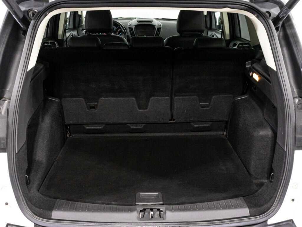 Ford Kuga, 2018 Фото №15