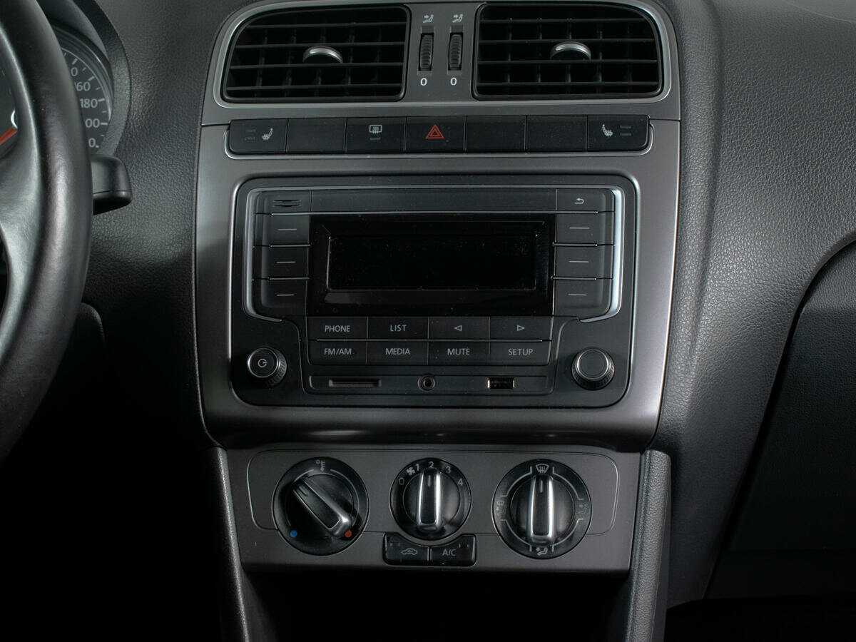 Volkswagen Polo, 2019 Фото №8