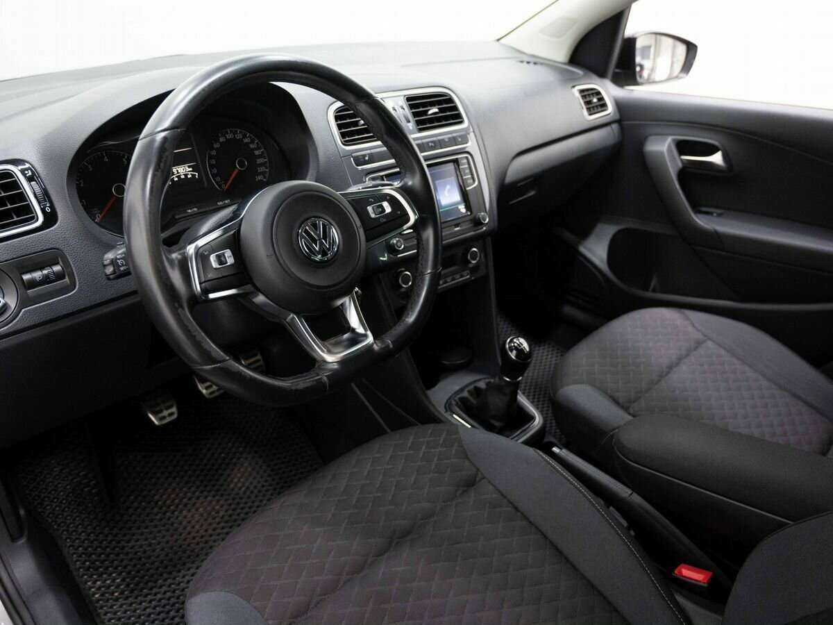 Volkswagen Polo, 2018 Фото №7