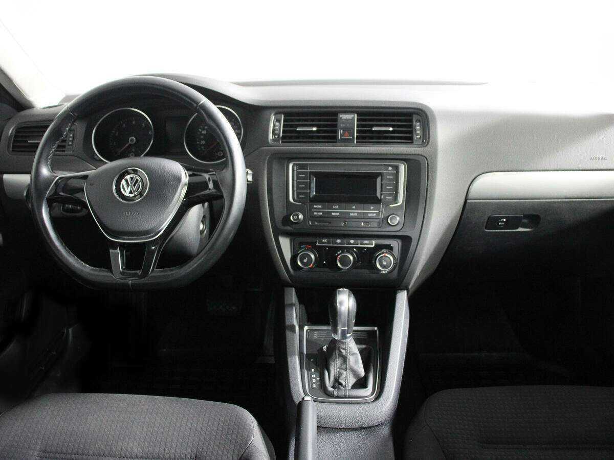 Volkswagen Jetta, 2016 Фото №12