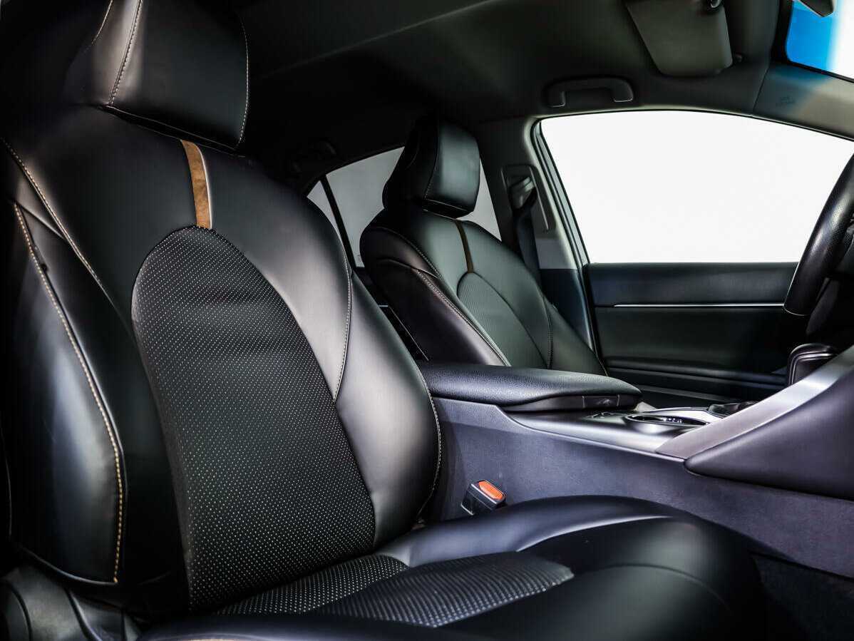 Toyota Camry, 2022 Фото №11