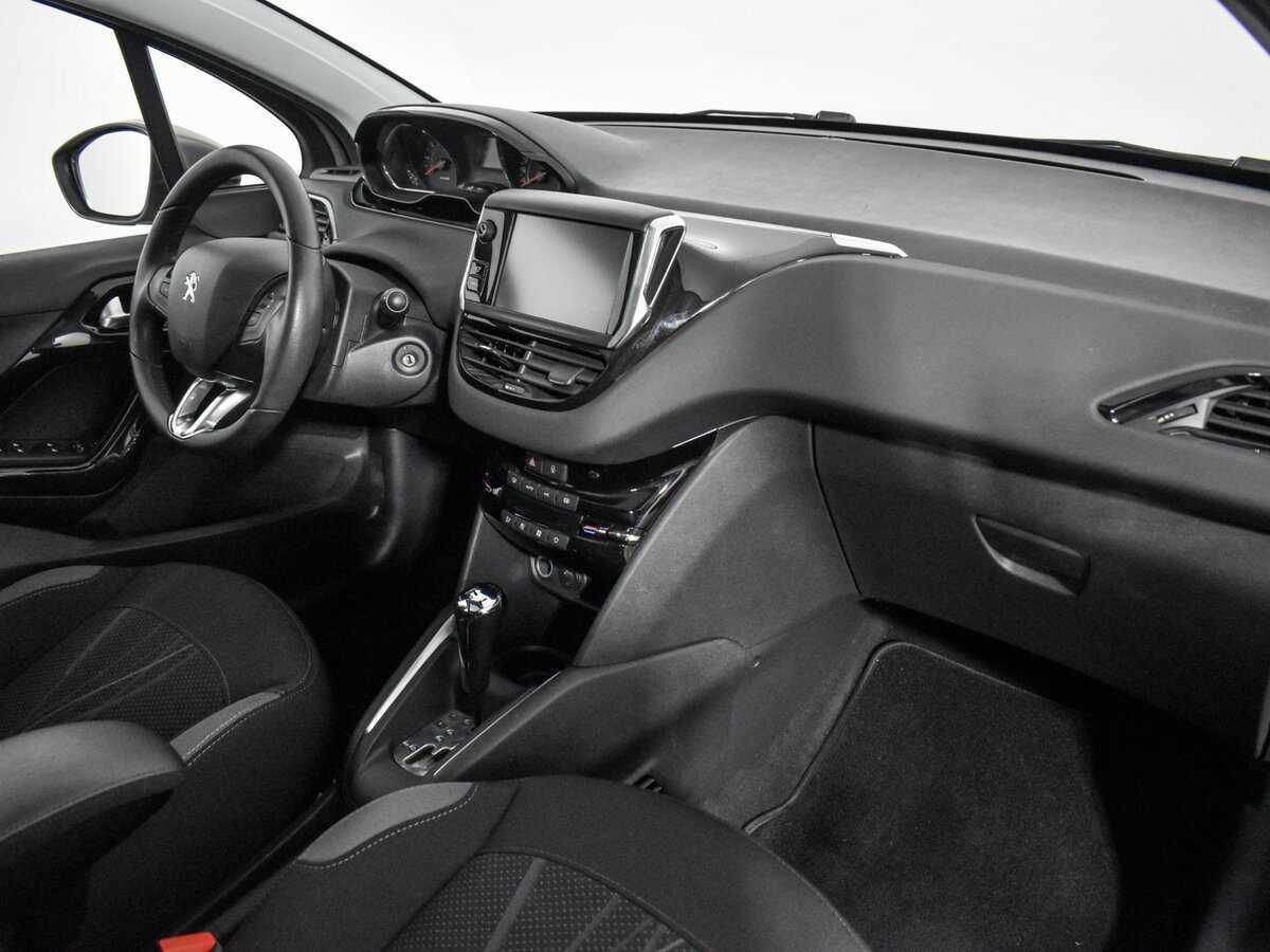 Peugeot 208, 2014 Фото №13