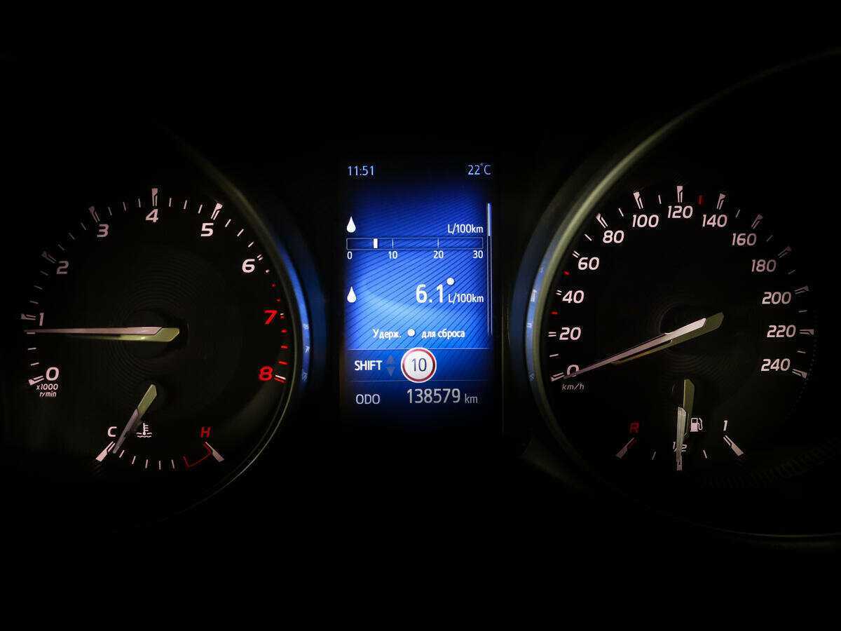 Toyota Avensis, 2018 Фото №8