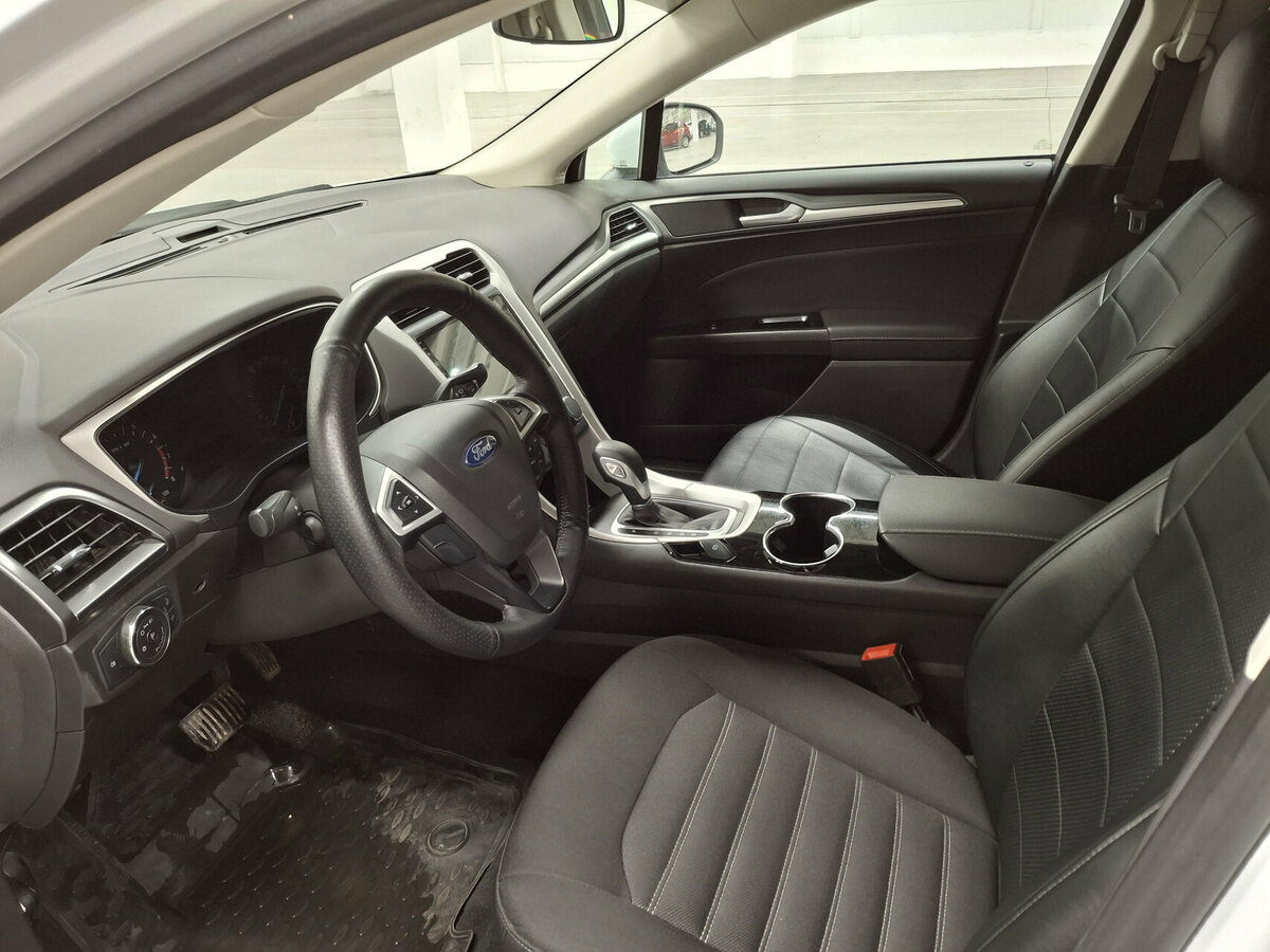 Ford Mondeo V, 2015 Фото №16