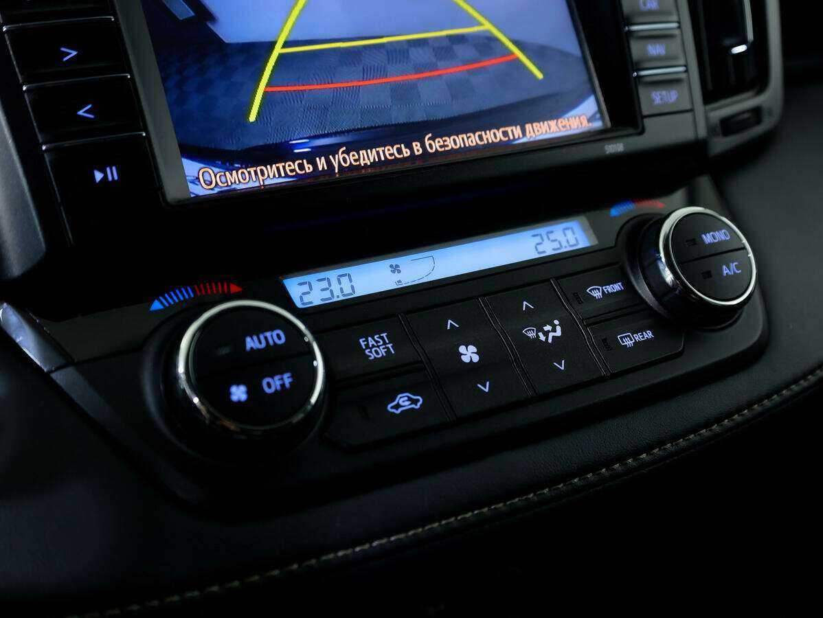 Toyota RAV4, 2019 Фото №15