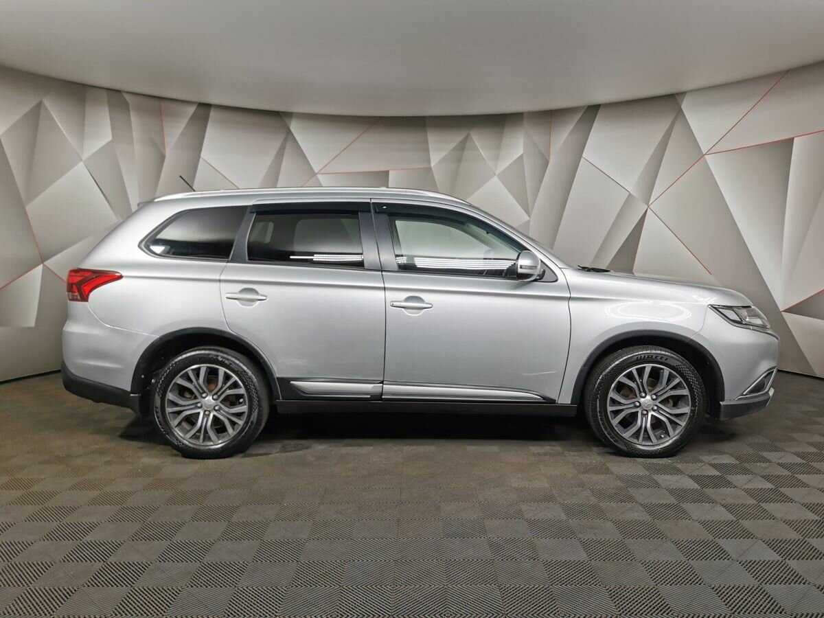 Mitsubishi Outlander, 2016 Фото №6