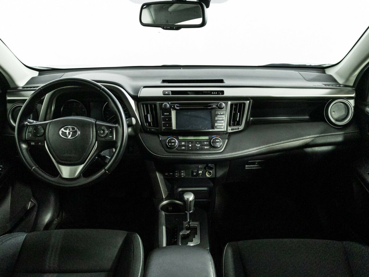 Toyota RAV4 IV (XA40) Рестайлинг, 2015 Фото №12