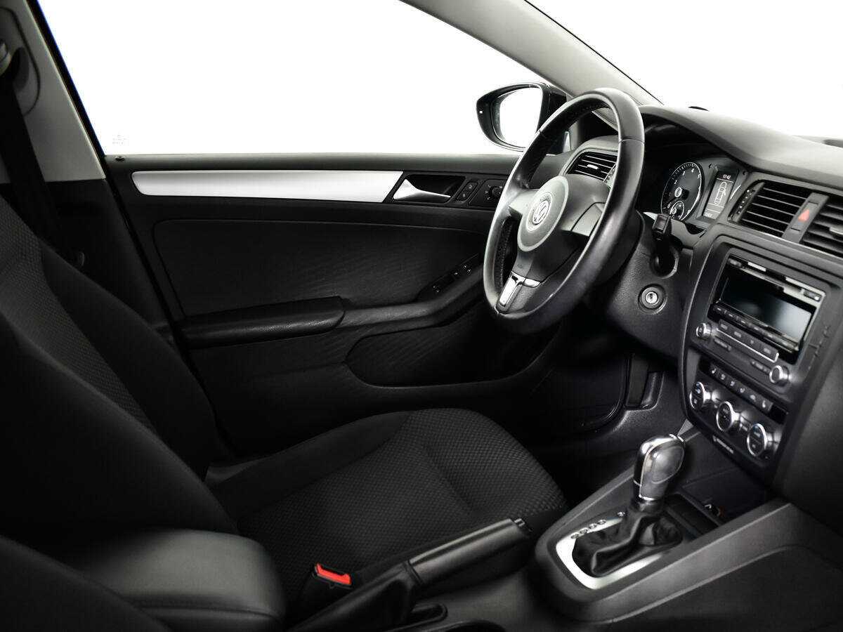 Volkswagen Jetta, 2013 Фото №9