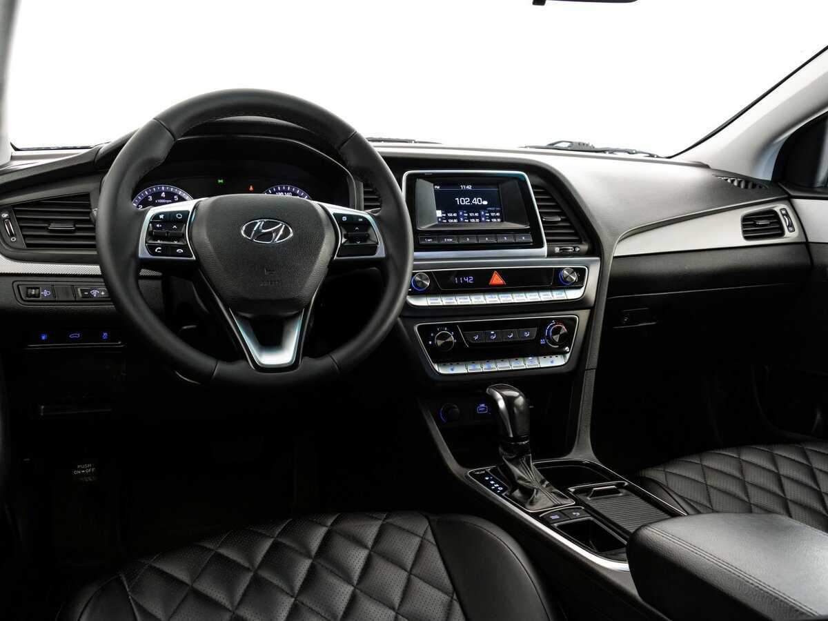 Hyundai Sonata, 2019 Фото №13