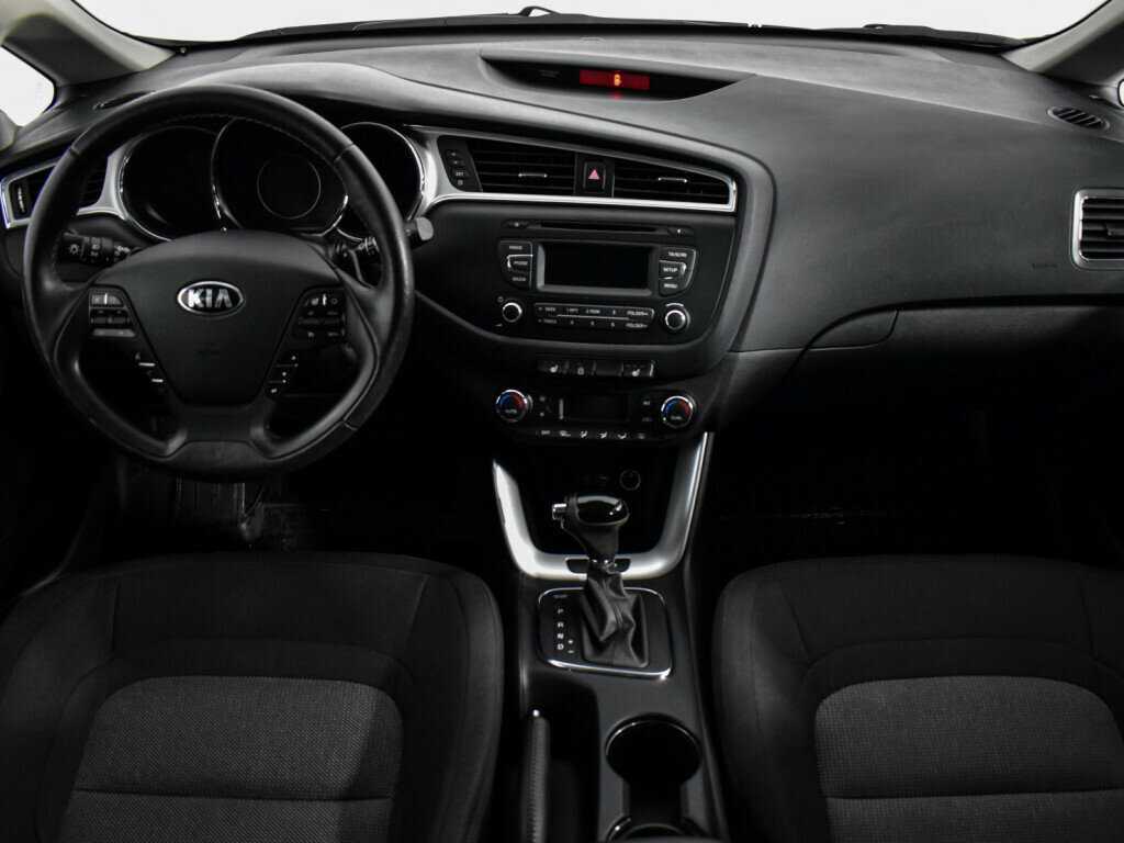Kia Ceed, 2018 Фото №11