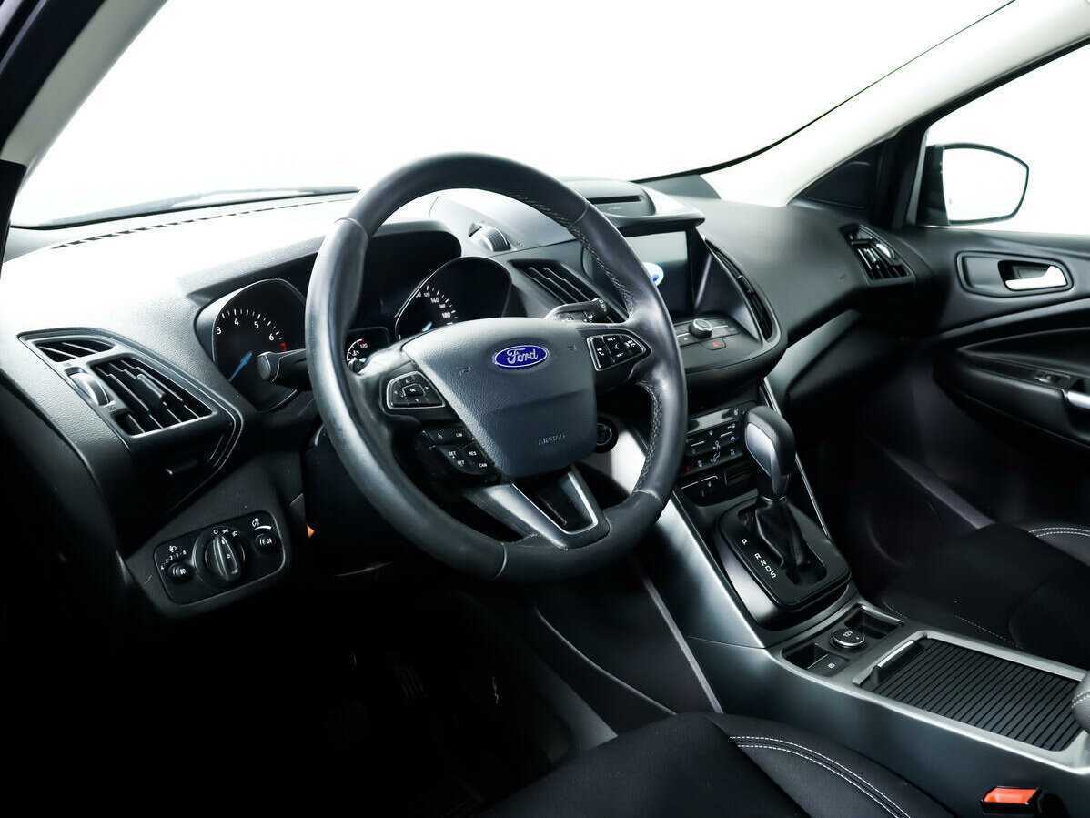 Ford Kuga, 2017 Фото №11