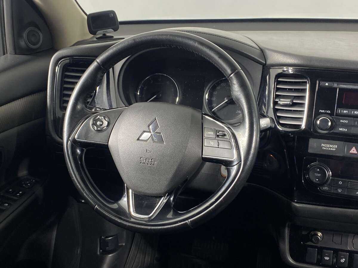 Mitsubishi Outlander, 2017 Фото №13