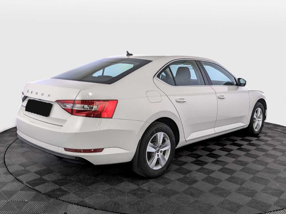 Skoda Superb, 2021 Фото №5