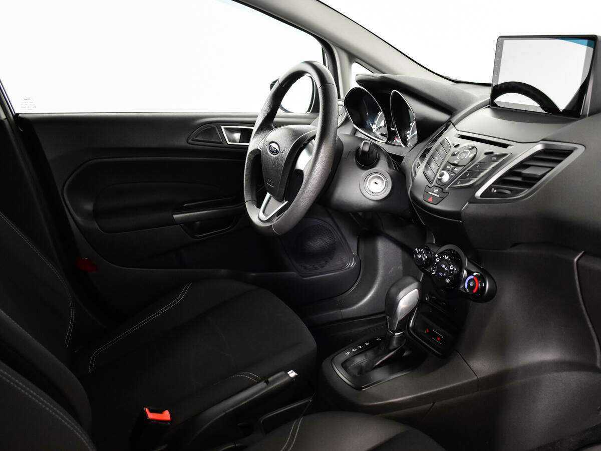 Ford Fiesta, 2016 Фото №7