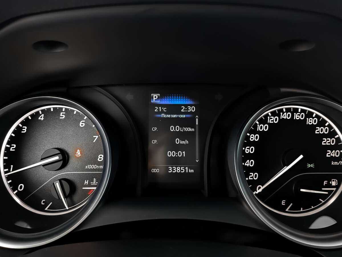 Toyota Camry, 2022 Фото №12