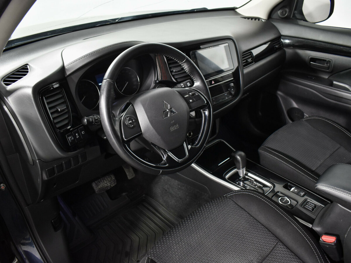Mitsubishi Outlander III Рестайлинг 3, 2019 Фото №9