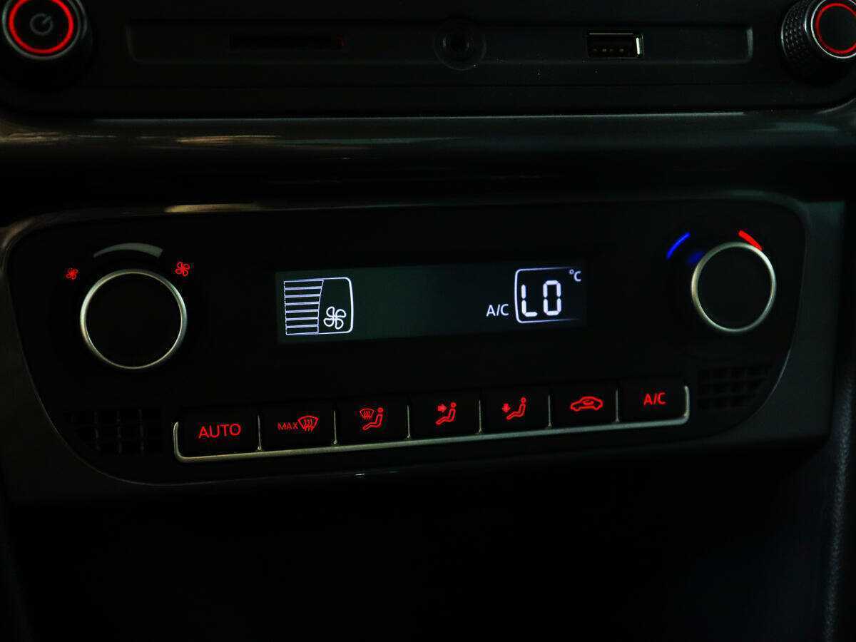 Volkswagen Polo, 2019 Фото №16