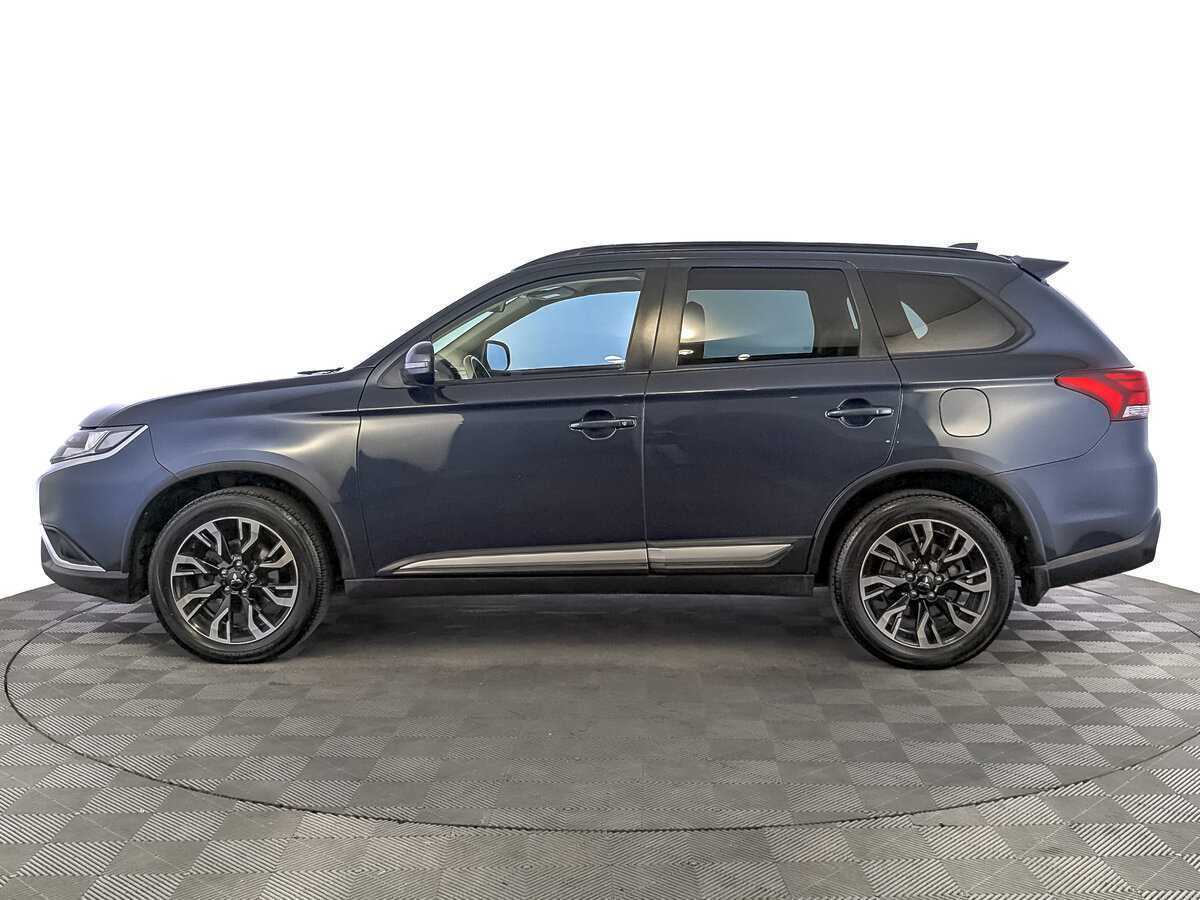 Mitsubishi Outlander, 2021 Фото №8