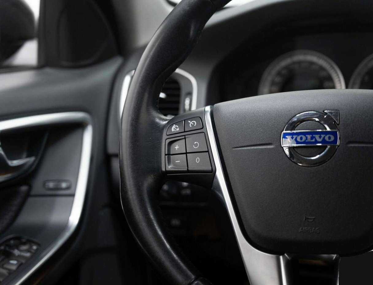 Volvo S60, 2012 Фото №15
