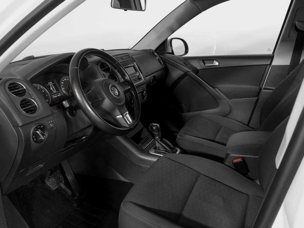 Volkswagen Tiguan, 2012 Фото №15