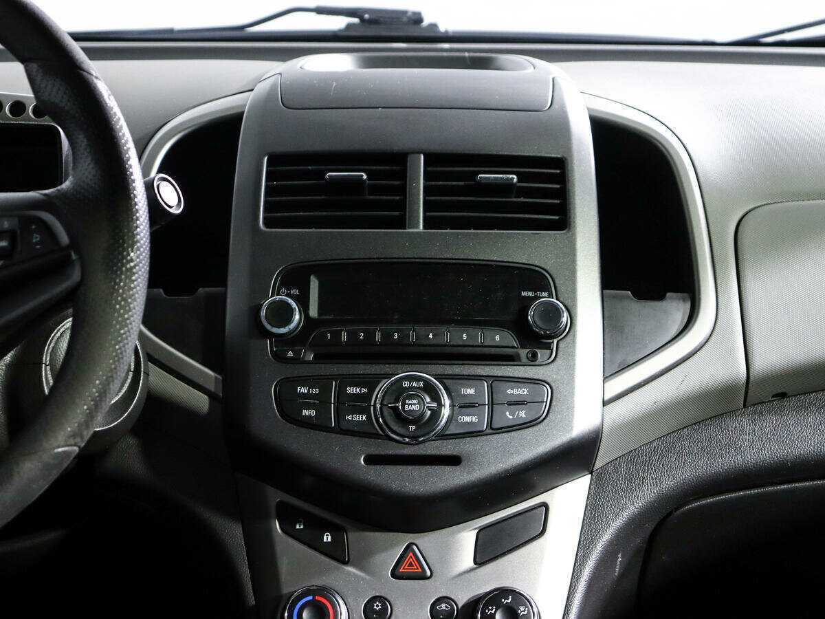 Chevrolet Aveo, 2012 Фото №11