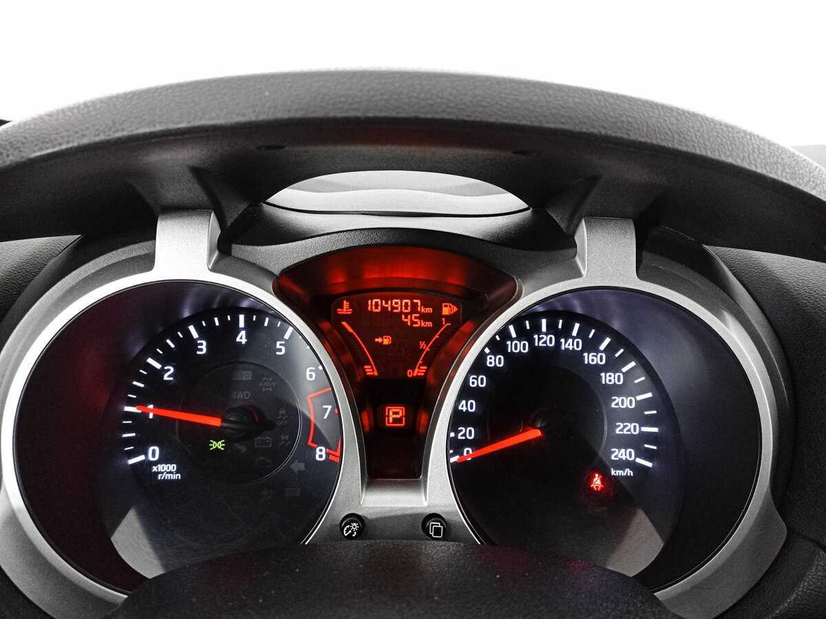 Nissan Juke, 2013 Фото №10