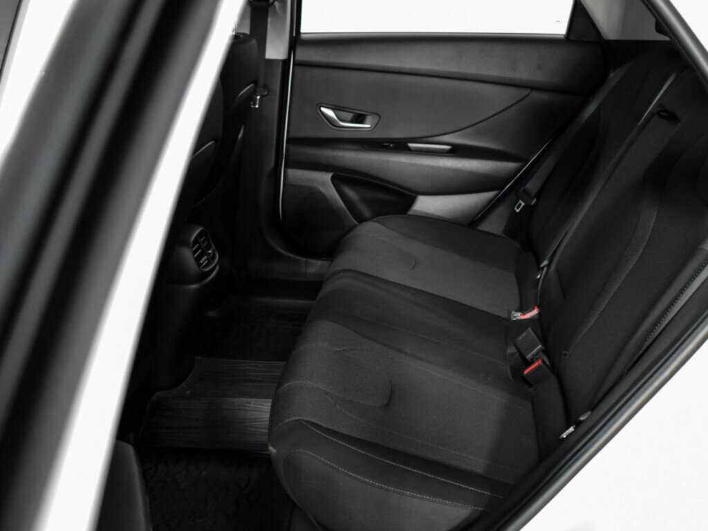 Hyundai Elantra, 2021 Фото №8