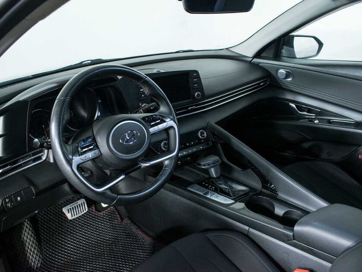 Hyundai Elantra, 2020 Фото №13