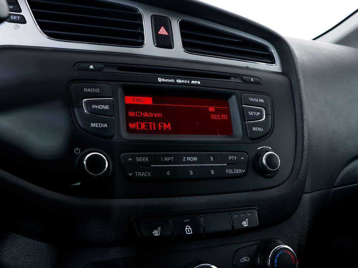 Kia Ceed, 2015 Фото №13