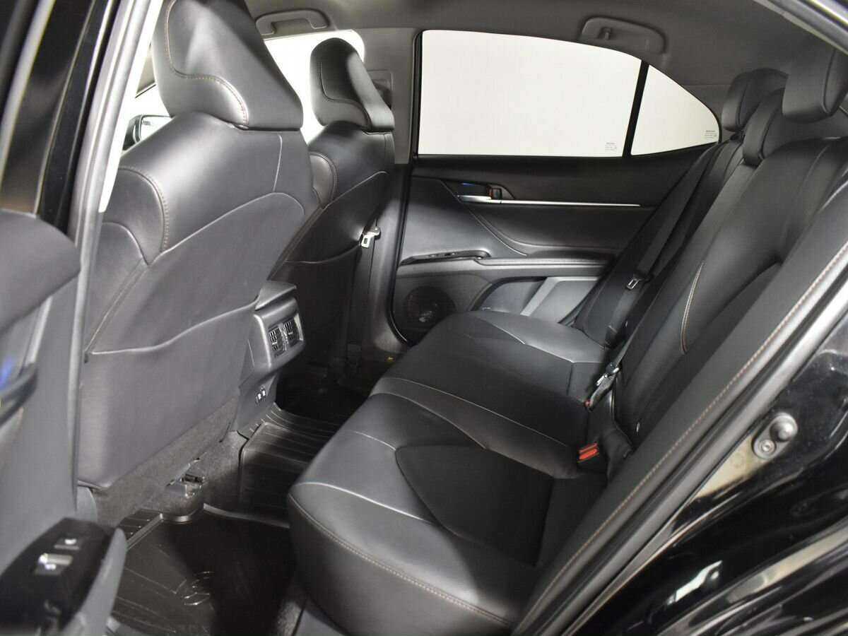 Toyota Camry, 2020 Фото №9